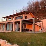 Sopralago Ein In Traumlage Am Gardasee By Interhome * Malcesine