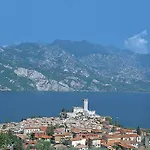 Sopralago Ein In Traumlage Am Gardasee By Interhome Feriehus *